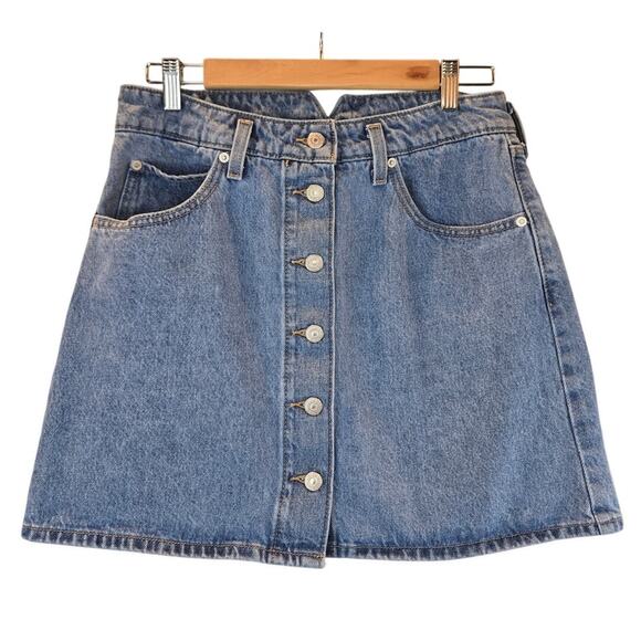 Levi's Jeans 16" Mini Skirt Blue Womens 30 Waist - Picture 1 of 5